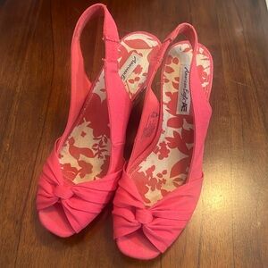 Great condition; canvas wedge. Worn only a few times.